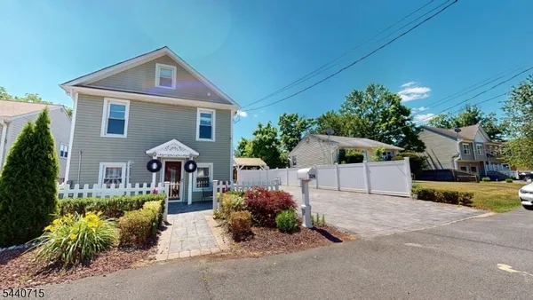 $525,000 | 124 Green Street, Somerset, NJ 08873