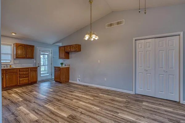 $235,000 | 1320 South 2nd Street, Boonville, IN 47601