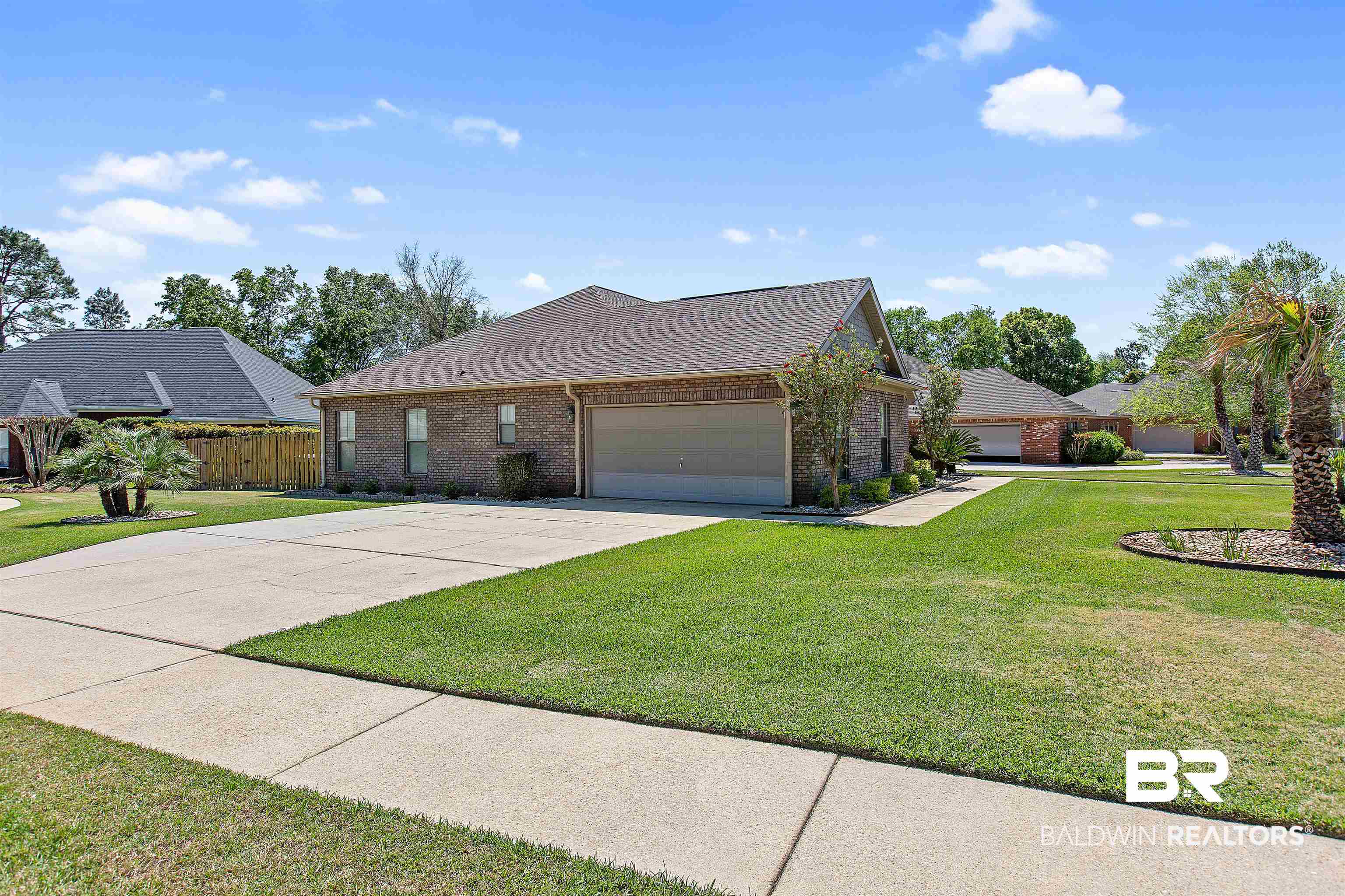 9550 Autauga Bend Daphne, AL 36526 - Photo 24 of 28 SIDE GARAGE ENTRY