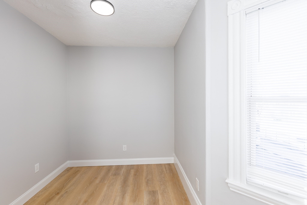 628 East 6th Street, Unit 2 Boston, MA 02127 - Photo 3 of 13