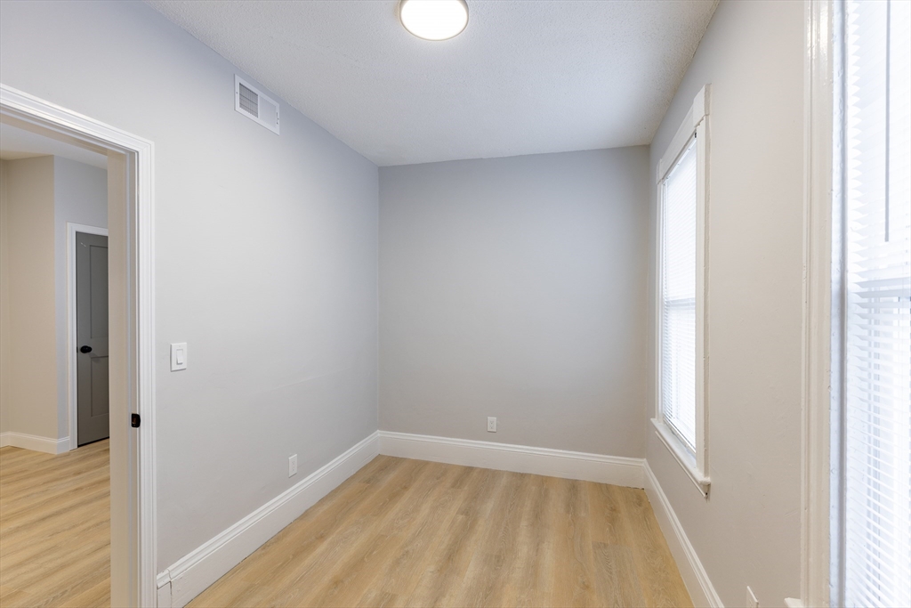 628 East 6th Street, Unit 2 Boston, MA 02127 - Photo 10 of 13