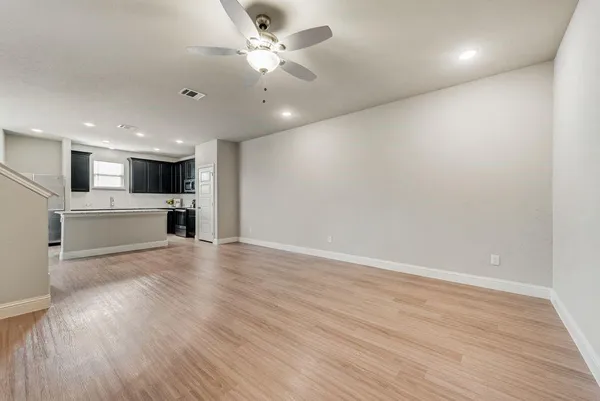 $1,850 | 4929-4931 Sanger Cir Drive, Sanger, TX 76266