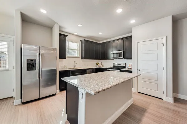 $1,850 | 4929-4931 Sanger Cir Drive, Sanger, TX 76266