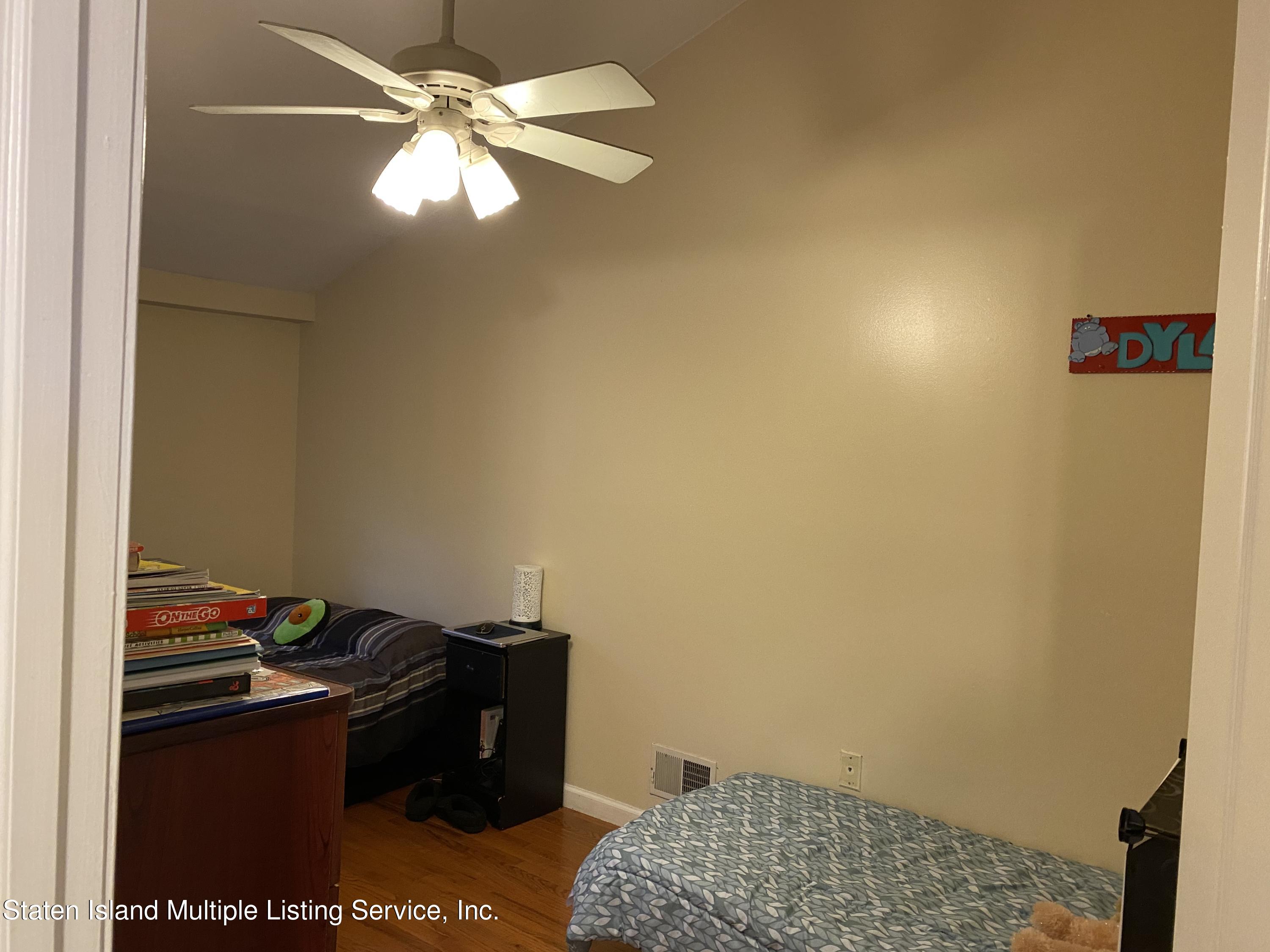 102 Pendleton Place Staten Island, NY 10301 - Photo 11 of 23 102 Pendleton 13