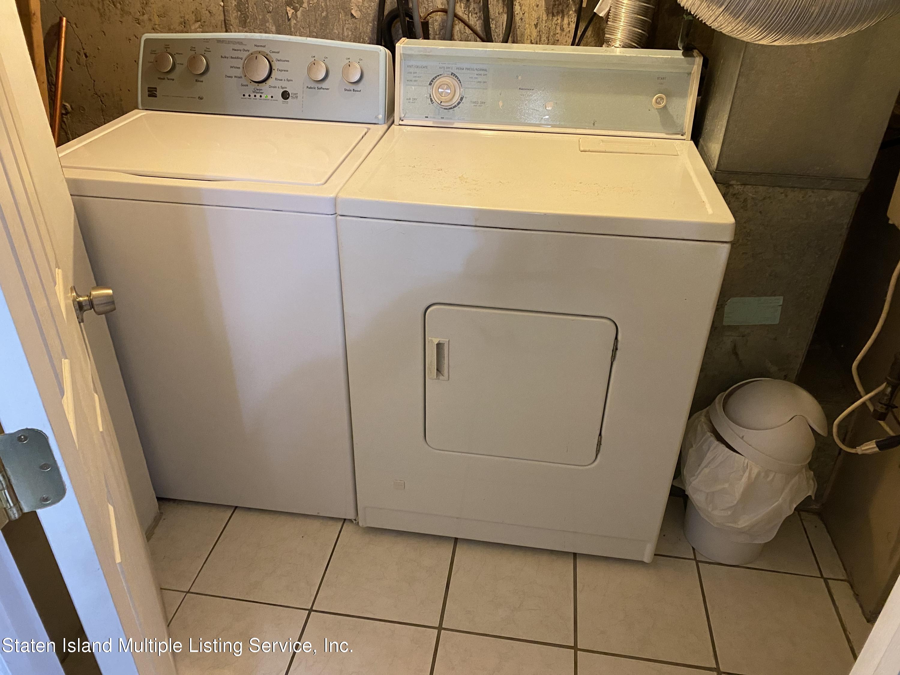 102 Pendleton Place Staten Island, NY 10301 - Photo 21 of 23 102 Pendleton 22
