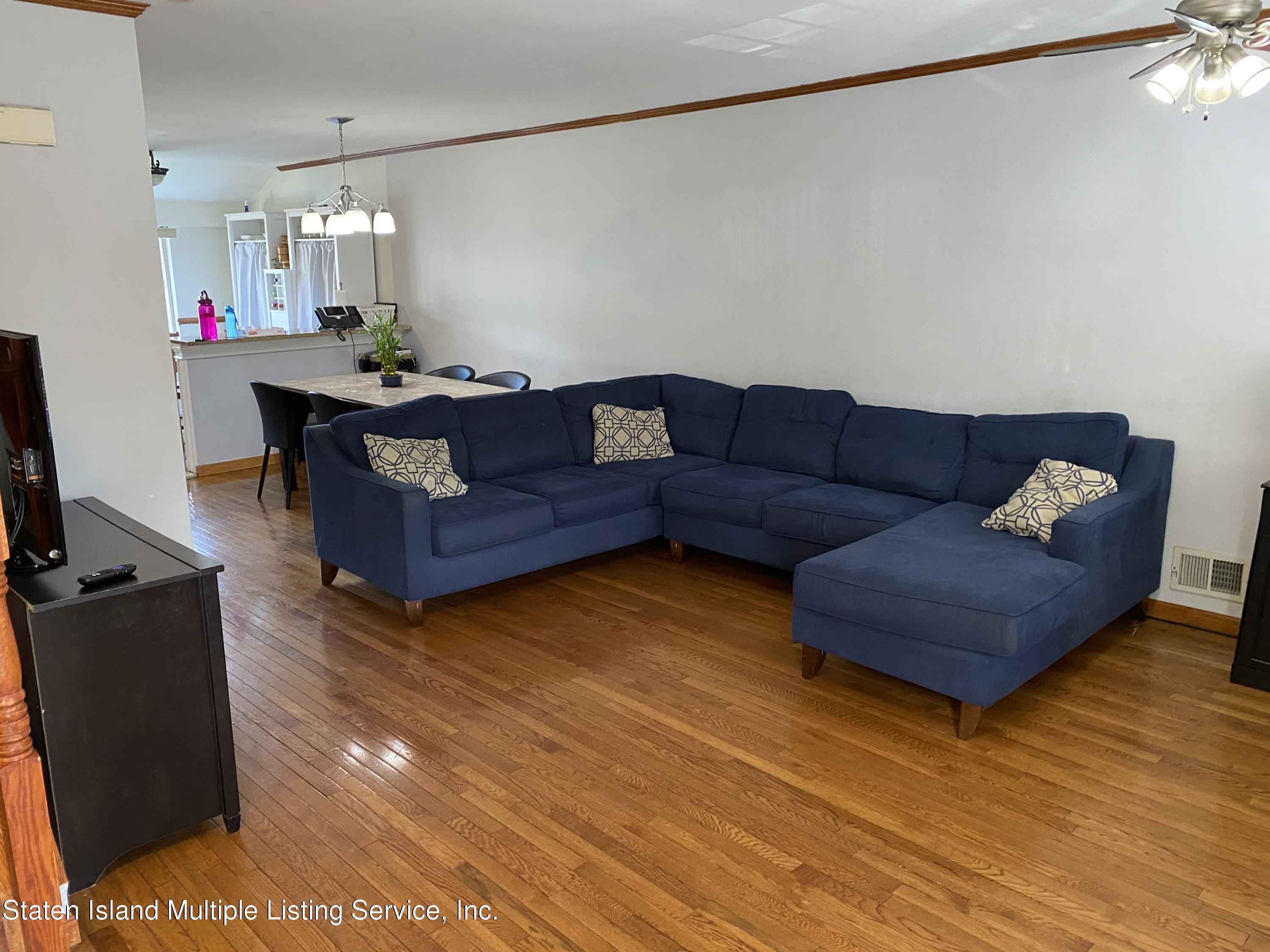 102 Pendleton Place Staten Island, NY 10301 - Photo 5 of 23 102 Pendleton 4