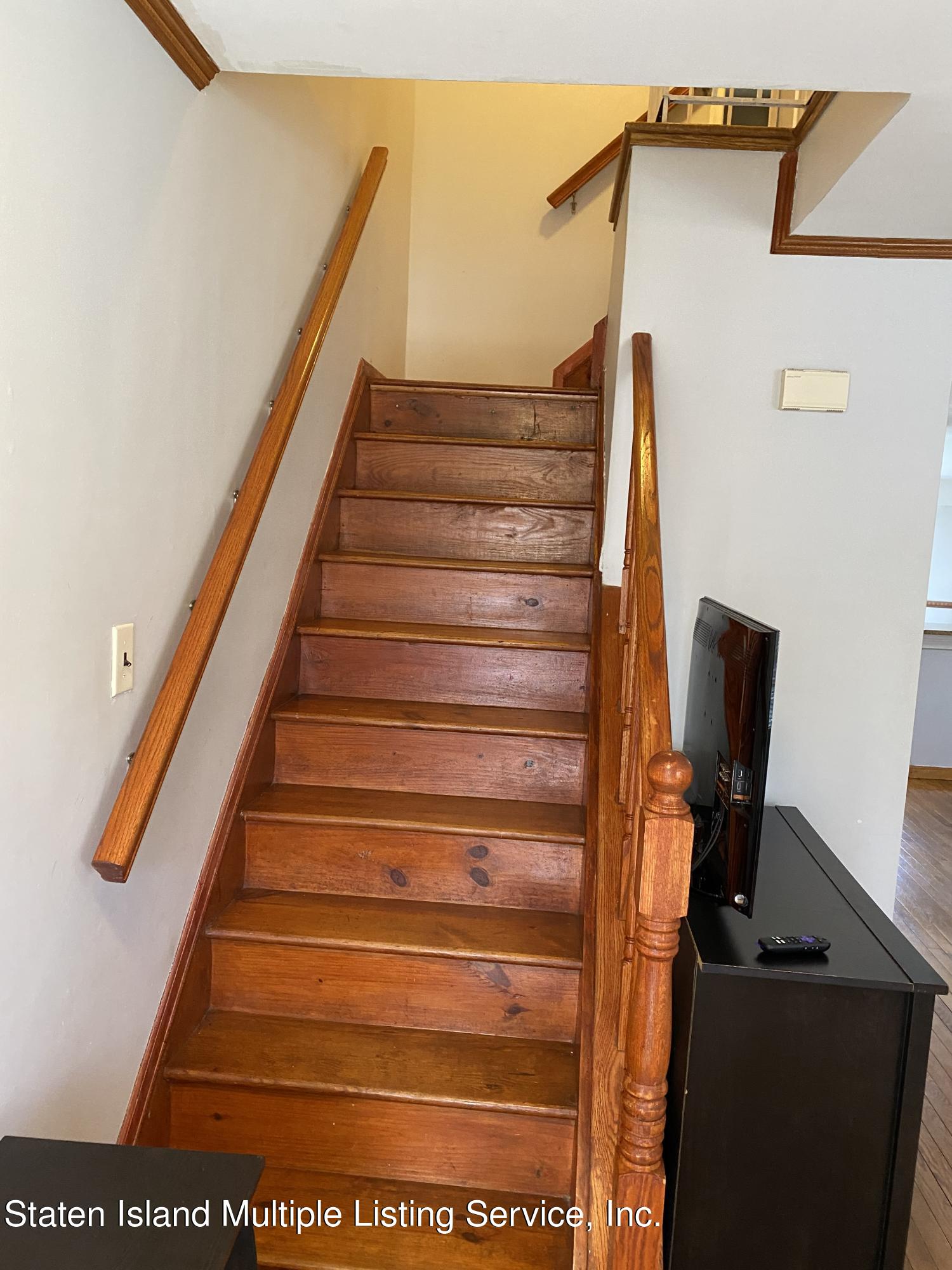 102 Pendleton Place Staten Island, NY 10301 - Photo 9 of 23 102 Pendleton 10