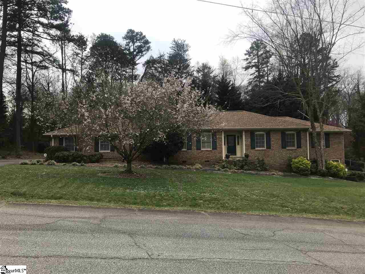 201 Edgemont Street Easley, SC 29642 - Photo 1 of 29 Gallery Image 1