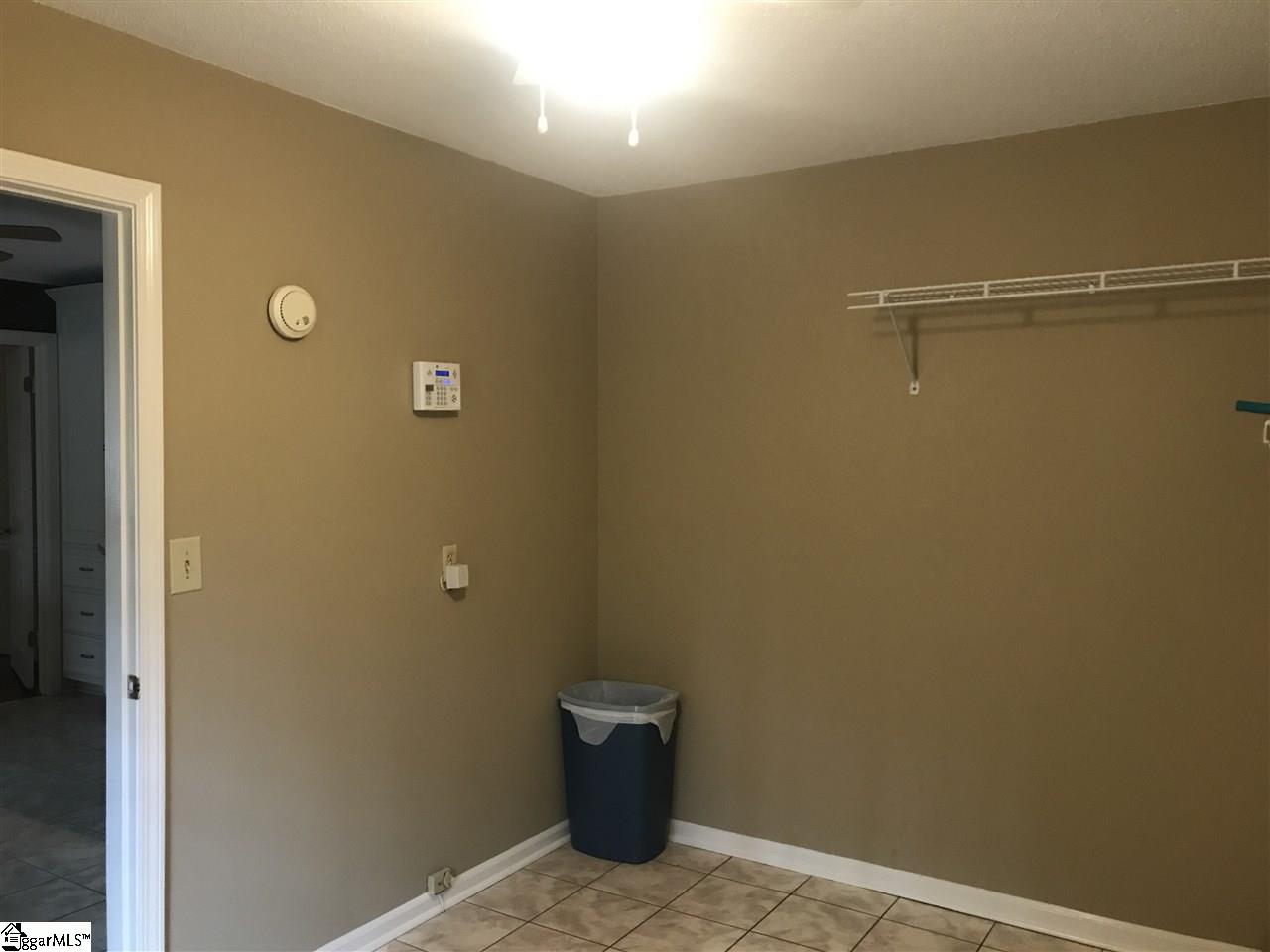 201 Edgemont Street Easley, SC 29642 - Photo 11 of 29 Gallery Image 11