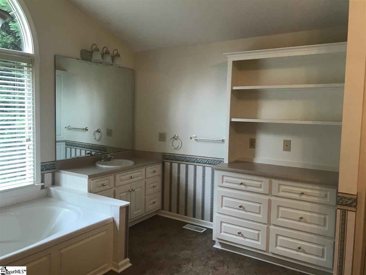 201 Edgemont Street Easley, SC 29642 - Photo 16 of 29 Gallery Image 16