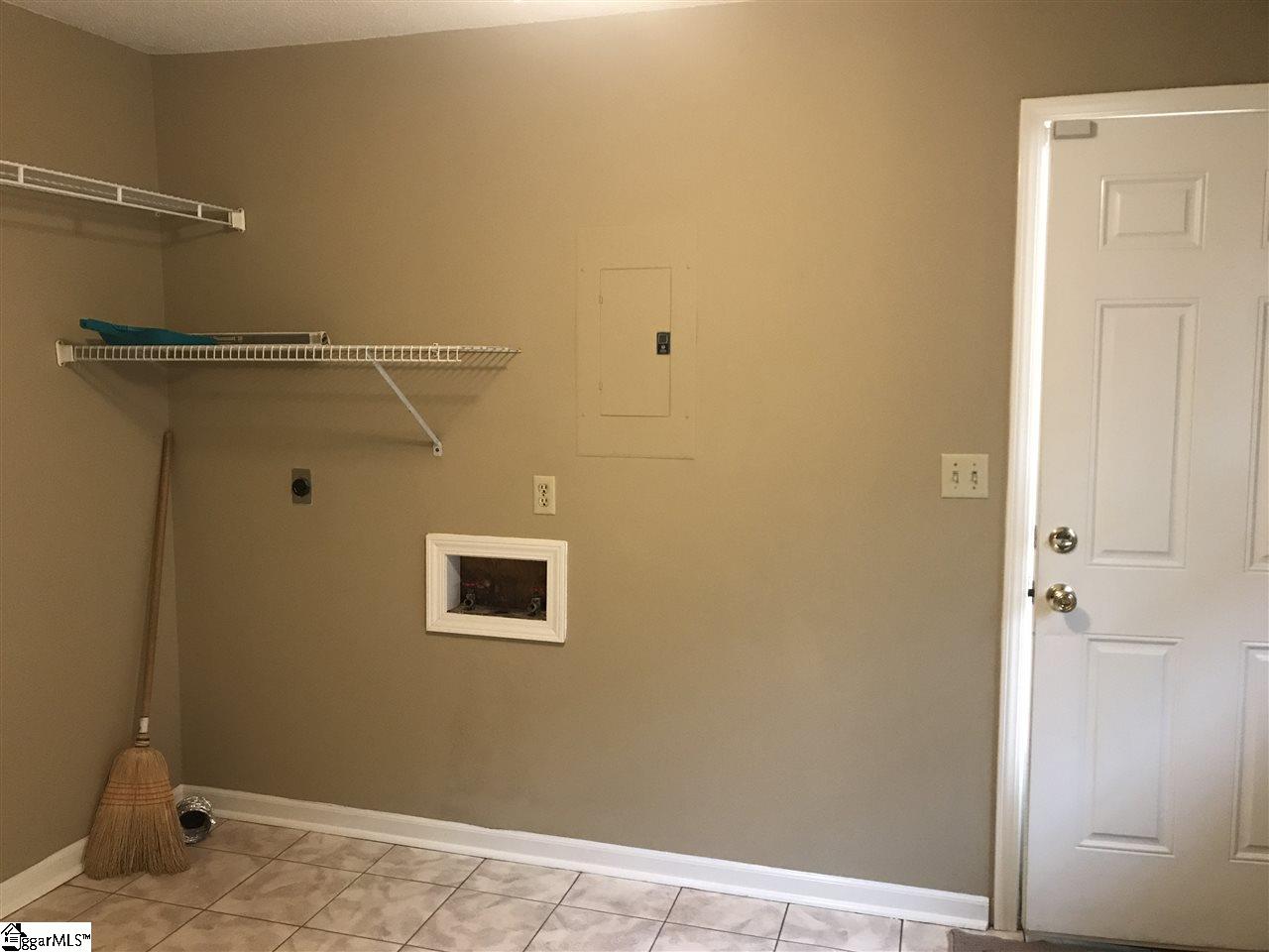 201 Edgemont Street Easley, SC 29642 - Photo 10 of 29 Gallery Image 10