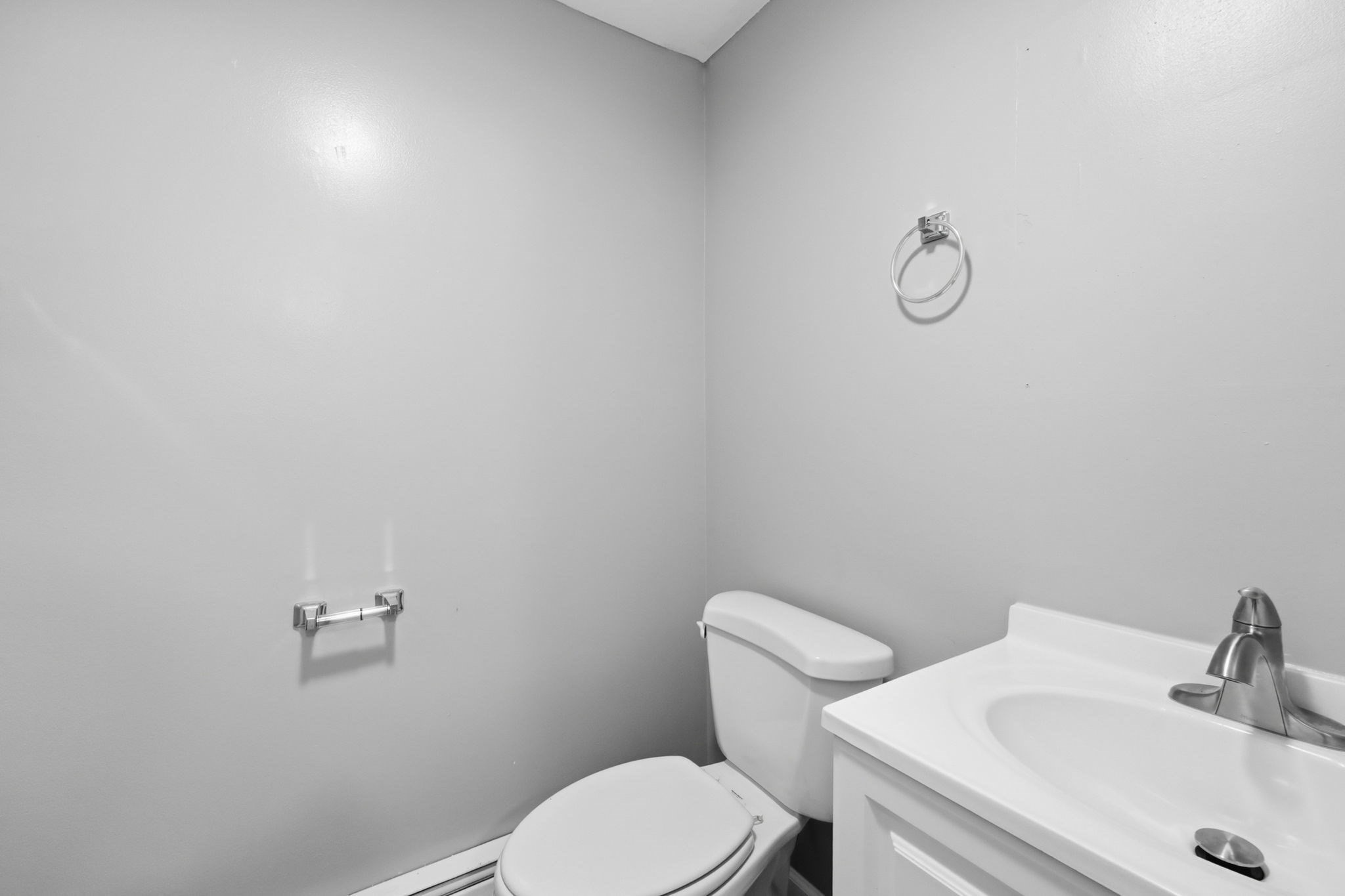 30 Clayton Street, Unit E Springfield, MA 01107 - Photo 5 of 15 Gallery Image 5