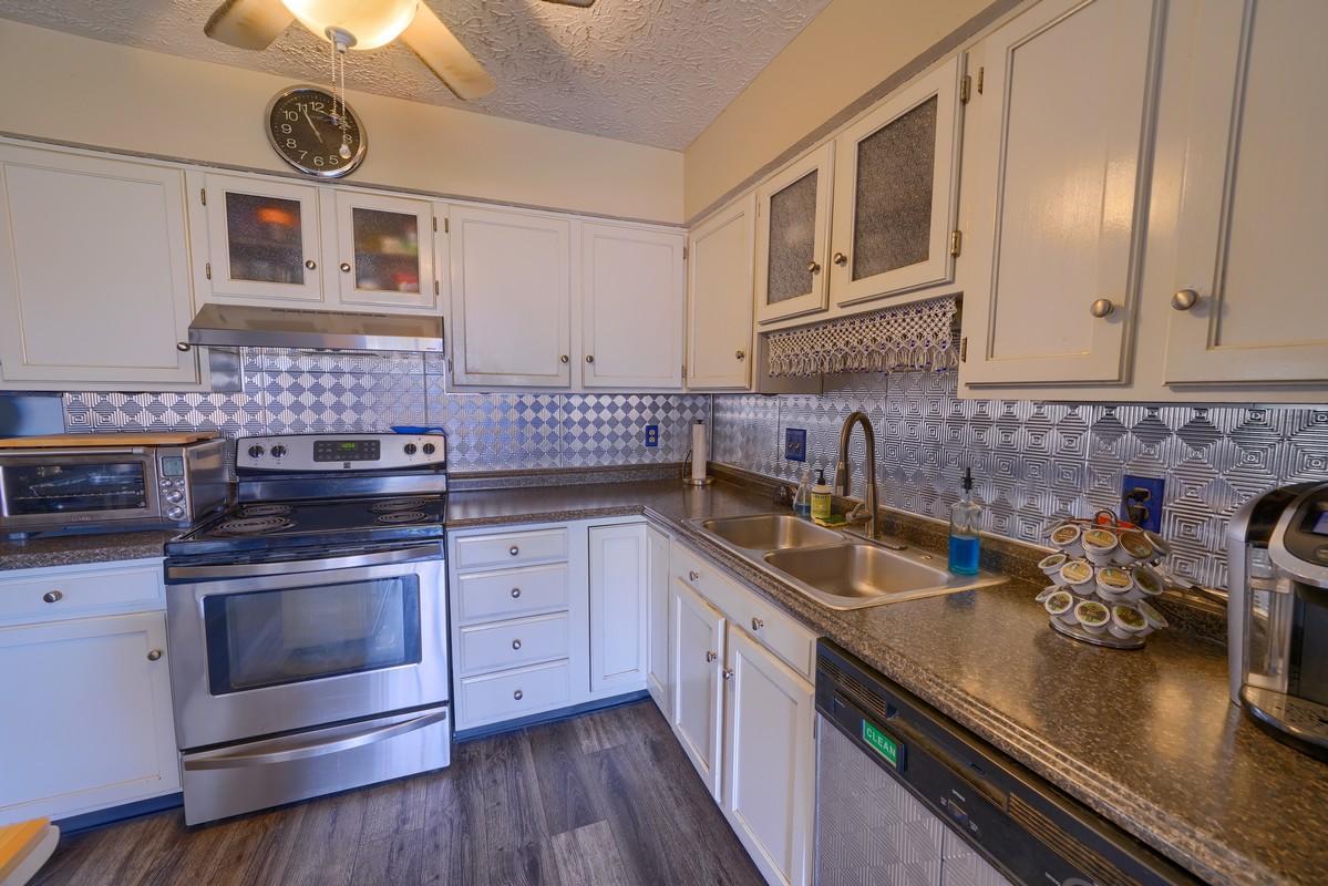 2114 Summit View Road Powell, OH 43065 - Photo 16 of 49