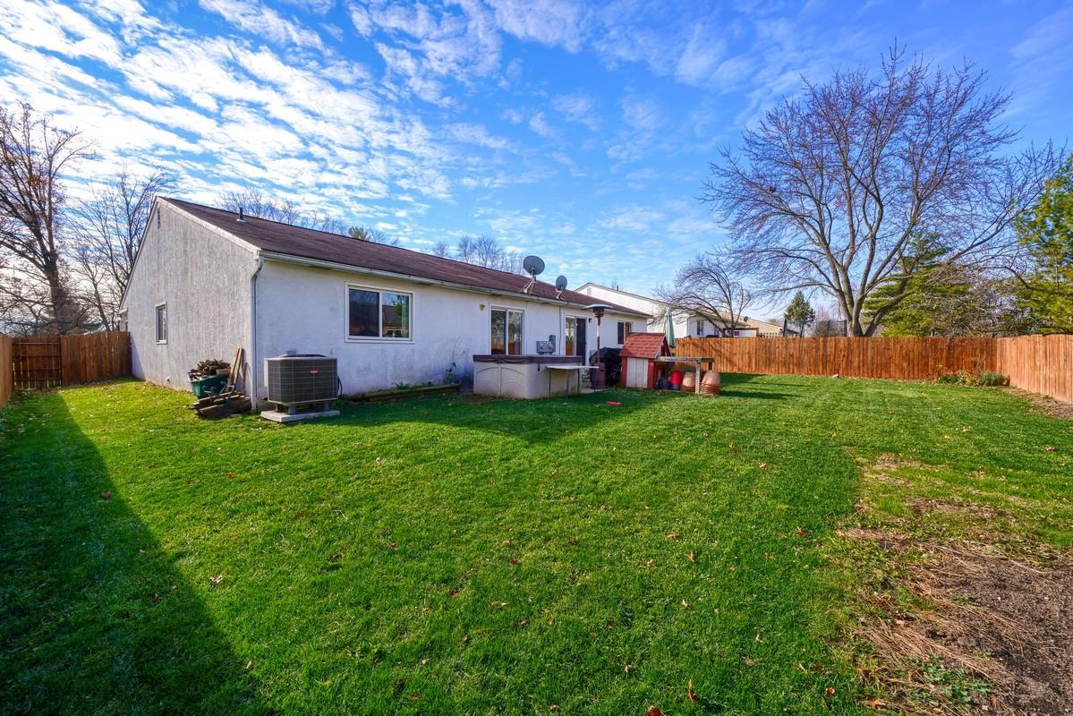 2114 Summit View Road Powell, OH 43065 - Photo 10 of 49