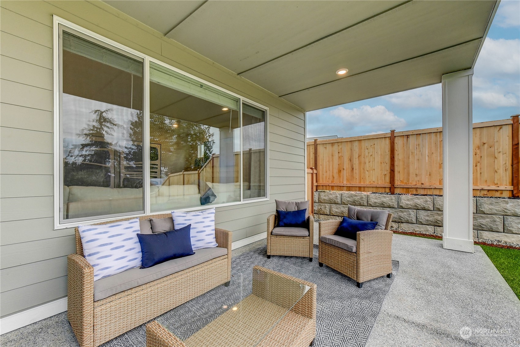 4373 Reef Rd Port Orchard Southwest Port Orchard, WA 98367 - Photo 9 of 21 Gallery Image 9