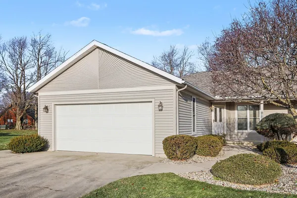 $284,900 | 95 Oakwood Drive, Coldwater, MI 49036