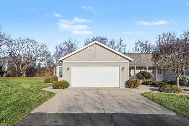 $299,900 | 95 Oakwood Drive, Coldwater, MI 49036