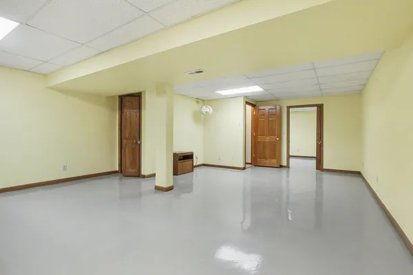 $284,900 | 95 Oakwood Drive, Coldwater, MI 49036