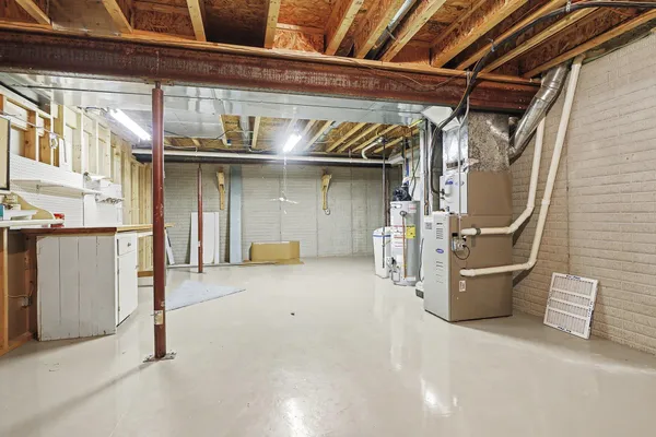 $289,900 | 95 Oakwood Drive, Coldwater, MI 49036