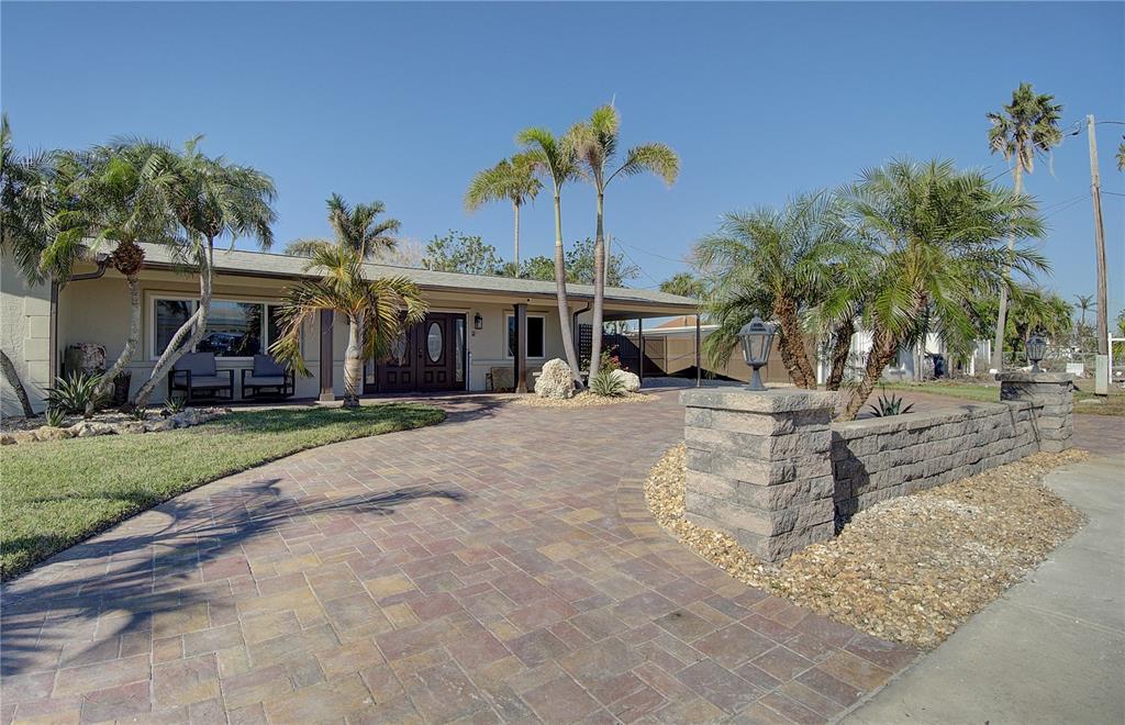 707 Pruitt Drive Madeira Beach, FL 33708 - Photo 2 of 11