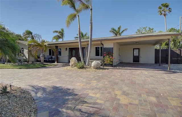$498,900 | 707 Pruitt Drive, Madeira Beach, FL 33708