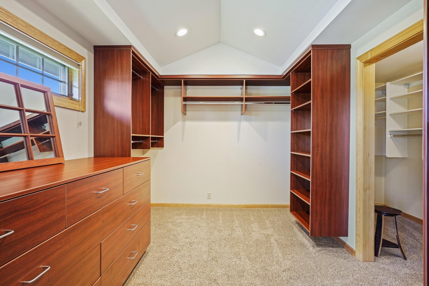 18611 Couch Market Road Bend, OR 97703 - Photo 24 of 55 24