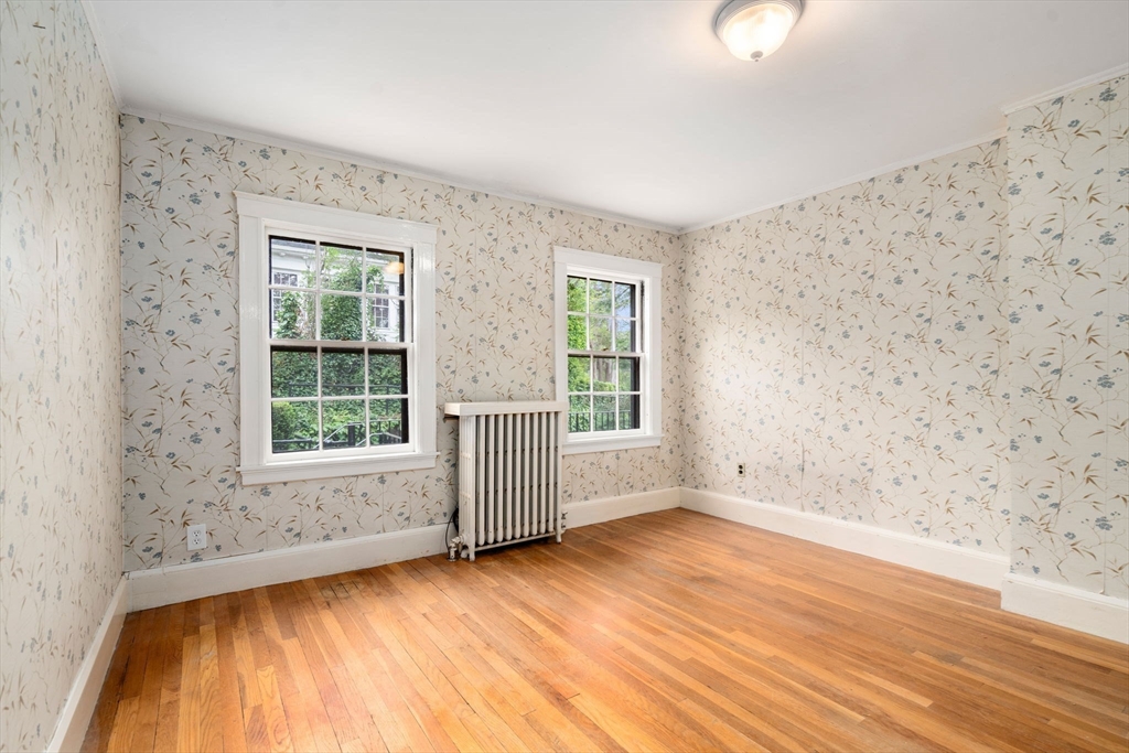 34 Hutchinson Road Arlington, MA 02474 - Photo 13 of 28 Gallery Image 13