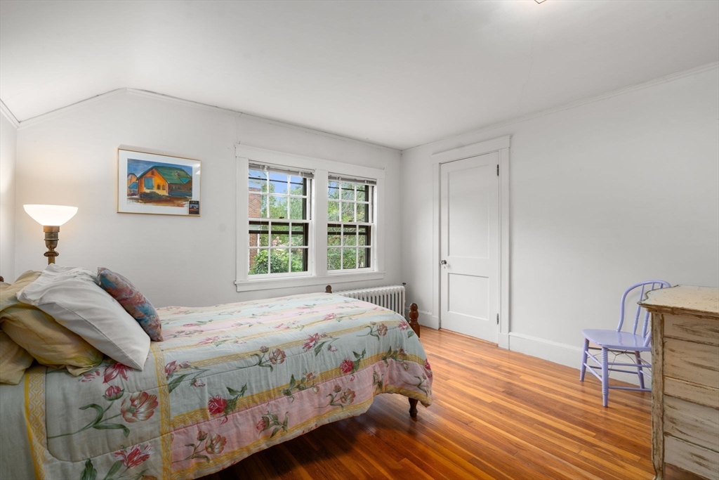 34 Hutchinson Road Arlington, MA 02474 - Photo 17 of 28 Gallery Image 17