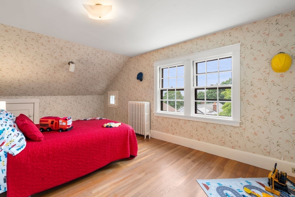 34 Hutchinson Road Arlington, MA 02474 - Photo 18 of 28 Gallery Image 18