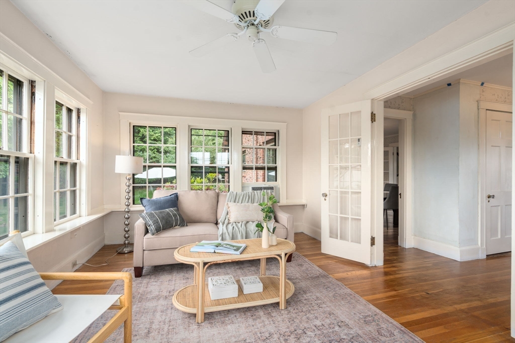 34 Hutchinson Road Arlington, MA 02474 - Photo 7 of 28 Gallery Image 7