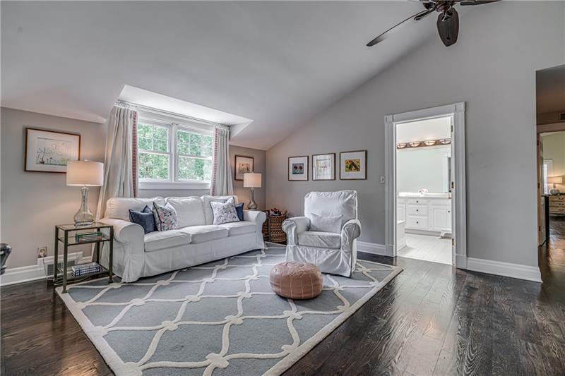 1460 Hollow Tree Drive Pittsburgh, PA 15241 - Photo 16 of 25 Second floor loft area. This is great for another living space, reading area or office.