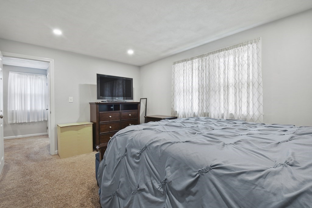 21 Avila Road Billerica, MA 01821 - Photo 17 of 30 Gallery Image 17