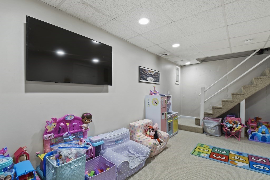 21 Avila Road Billerica, MA 01821 - Photo 23 of 30 Gallery Image 23