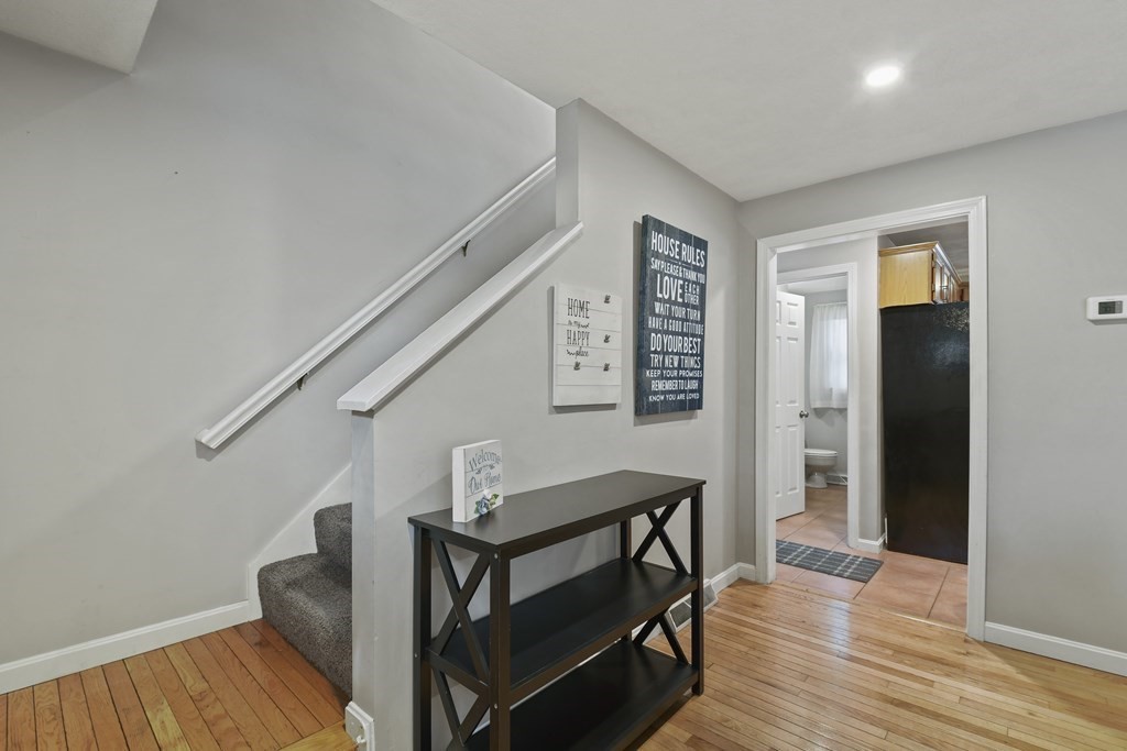21 Avila Road Billerica, MA 01821 - Photo 4 of 30 Gallery Image 4