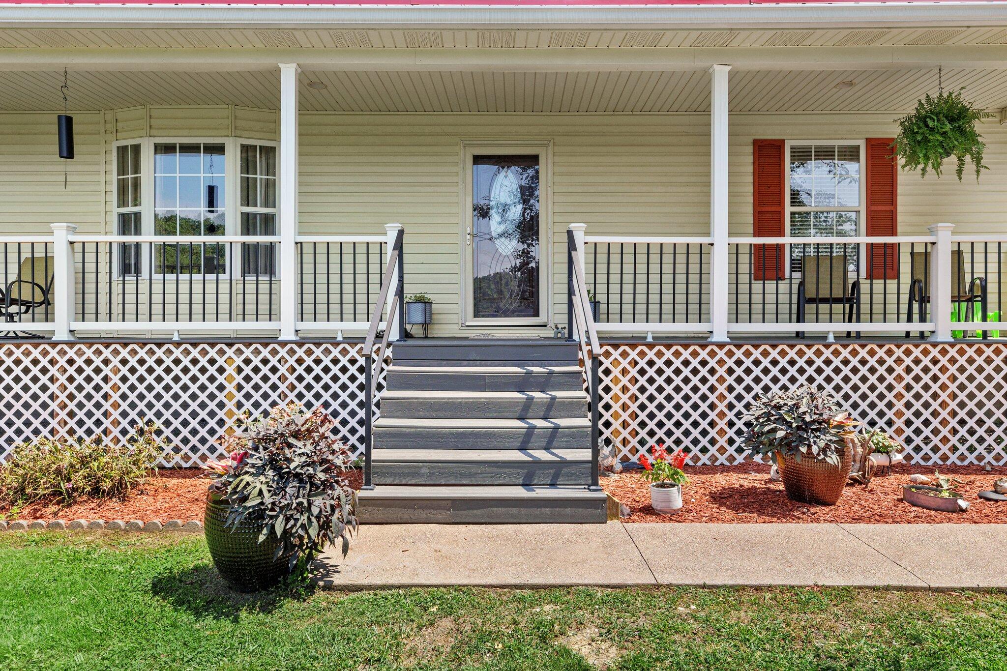 262 Dean Road McKee, KY 40447 - Photo 2 of 32 2-web-or-mls-0J2A6679