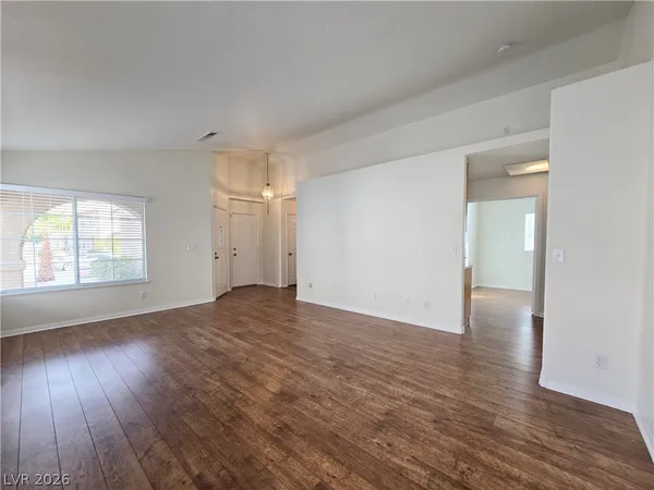 $1,925 | 1825 Imperial Cup Drive, Las Vegas, NV 89117