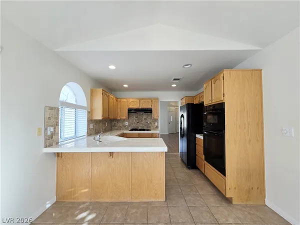 $1,925 | 1825 Imperial Cup Drive, Las Vegas, NV 89117