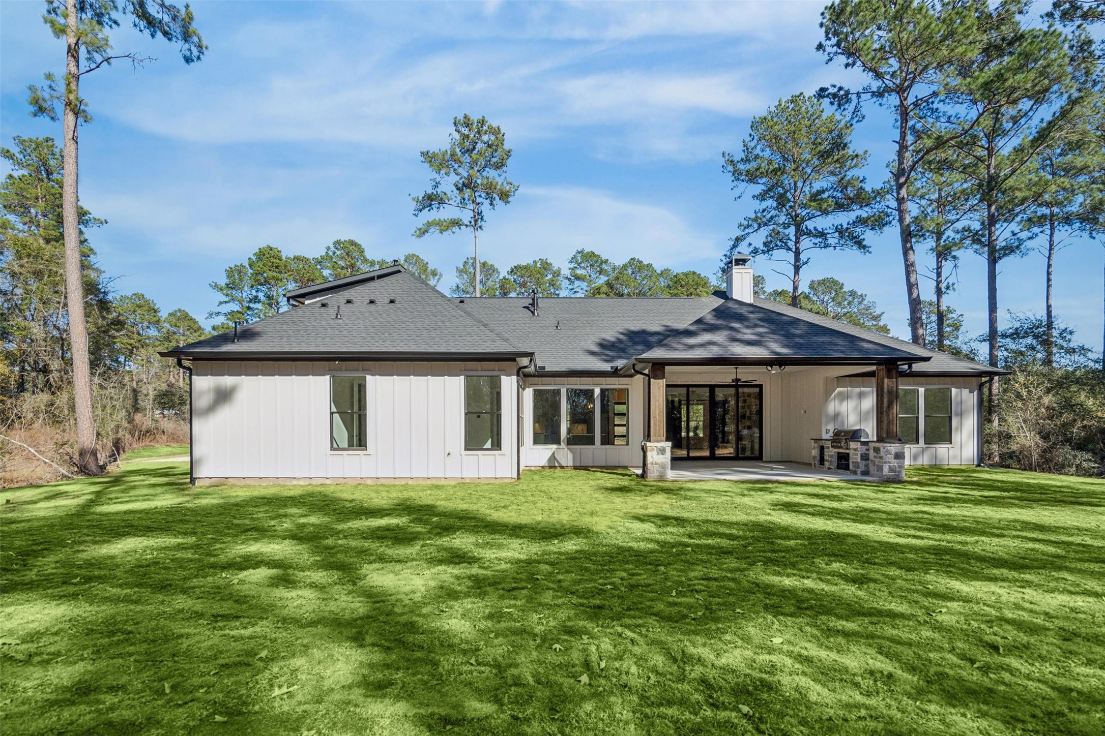 180 Red Hawk Road Huntsville, TX 77340 - Photo 28 of 29 ACTUAL HOME. HOME IS UNDER CONSTRUCTION.