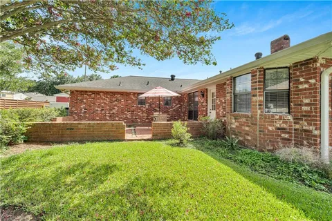 $319,000 | 134 Ducayet Drive, Destrehan, LA 70047