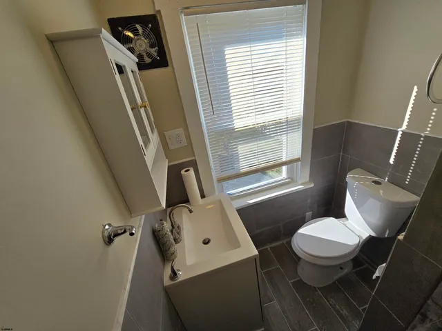 $1,500 | 1528 Madison Avenue, Unit B, Atlantic City, NJ 08401