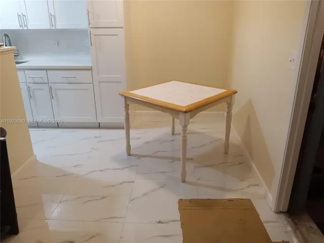 $1,850 | 5861 Northeast 18th Avenue, Unit 2, Fort Lauderdale, FL 33334