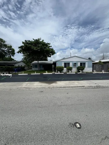 $1,850 | 5861 Northeast 18th Avenue, Unit 2, Fort Lauderdale, FL 33334