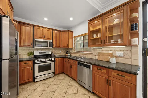 $795,000 | 601 South El Molino Avenue, Pasadena, CA 91106