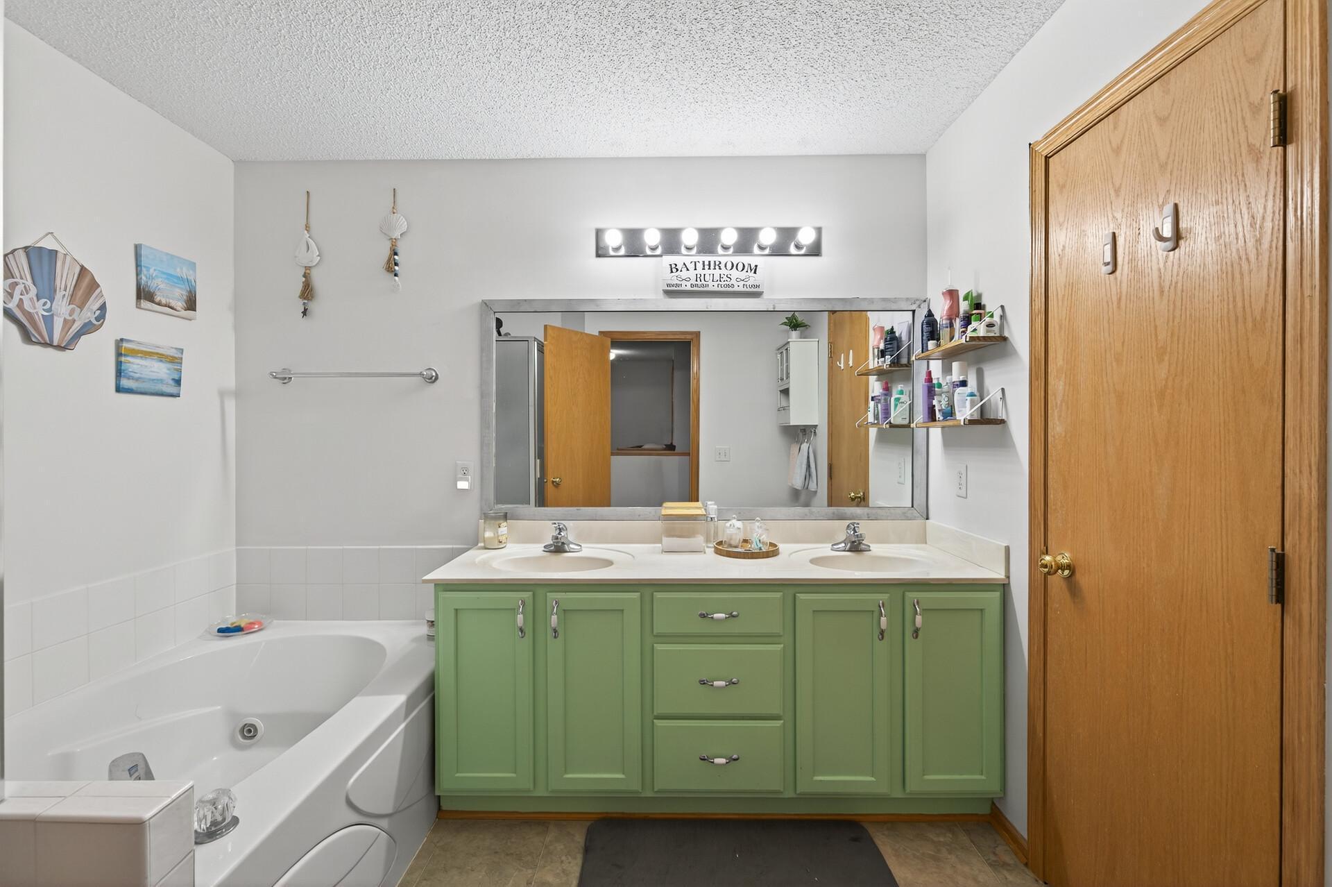 16236 70th Place North Maple Grove, MN 55311 - Photo 11 of 15