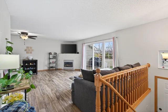 $249,900 | 16236 70th Place North, Maple Grove, MN 55311