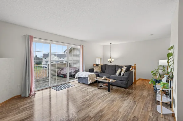 $249,900 | 16236 70th Place North, Maple Grove, MN 55311