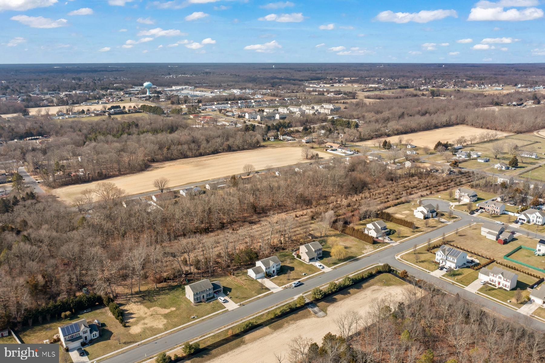East Oak Road East Vineland, NJ 08361 - Photo 9 of 12 a view of a city