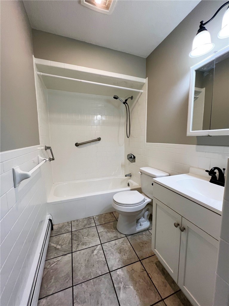 927 Elm Street, Unit 3 Woonsocket, RI 02895 - Photo 7 of 13