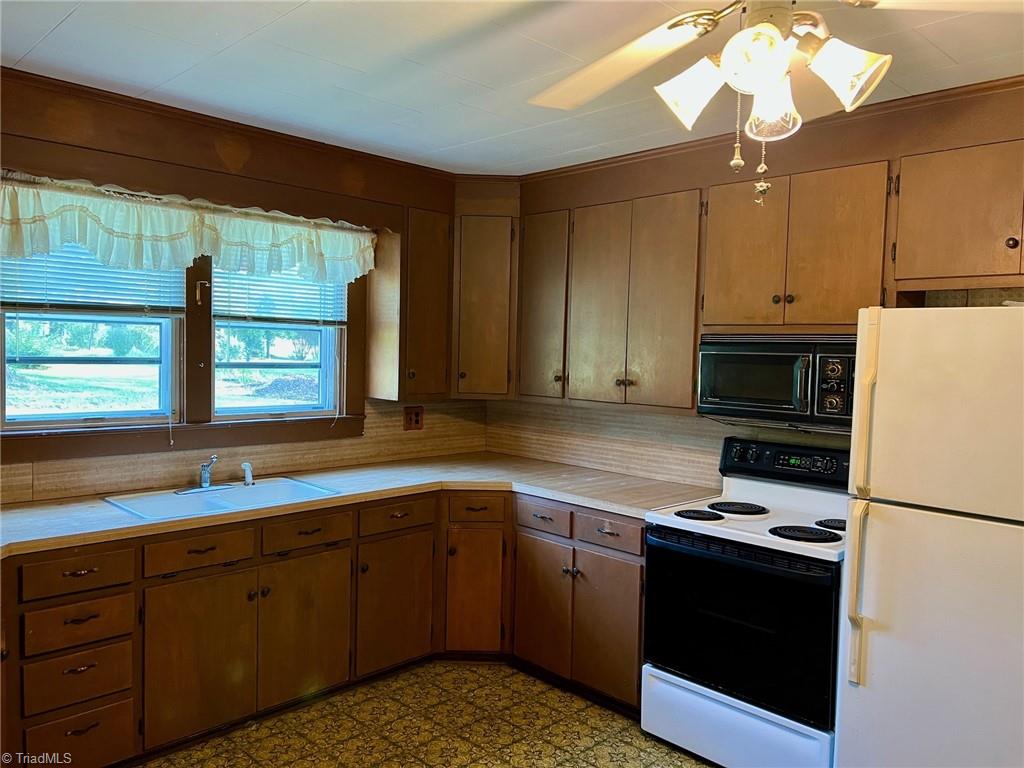 731 Cornatzer Road Mocksville, NC 27028 - Photo 14 of 31