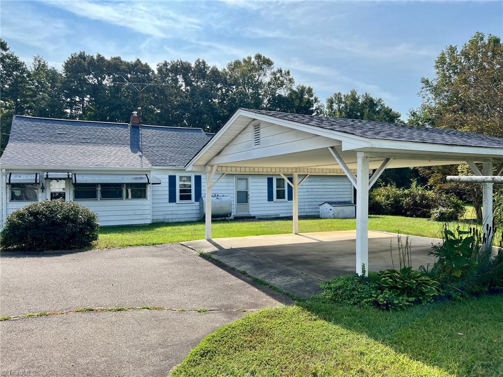 731 Cornatzer Road Mocksville, NC 27028 - Photo 6 of 31